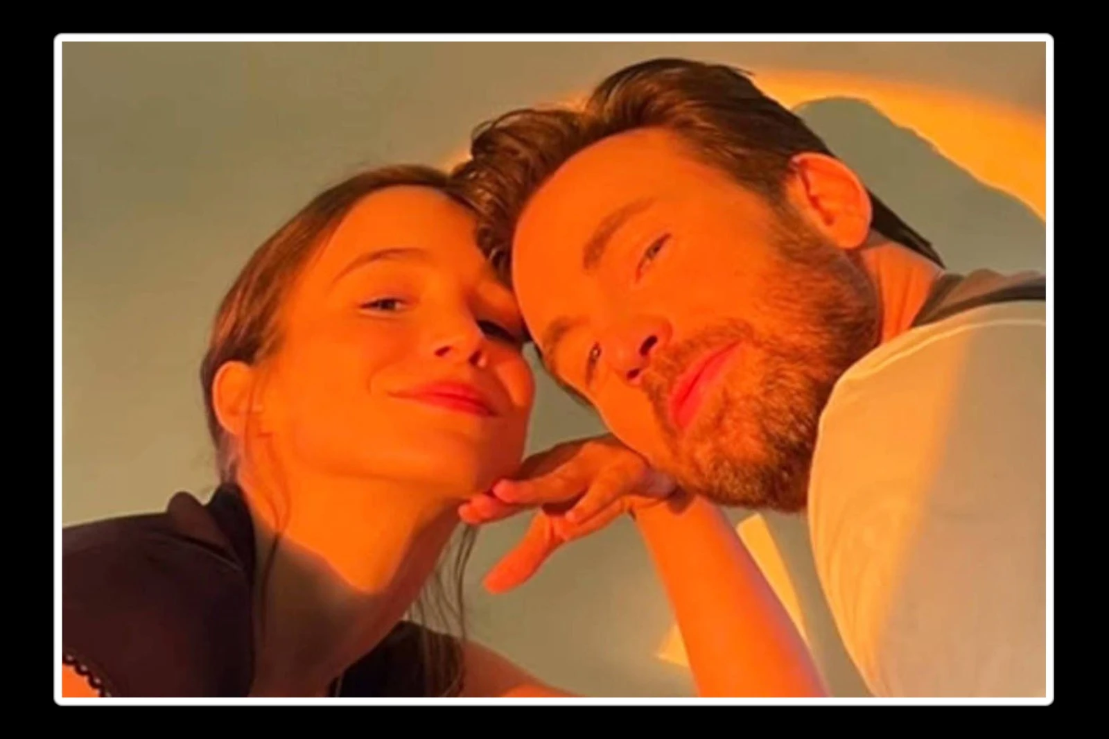 alba-romance-with-chris-evans