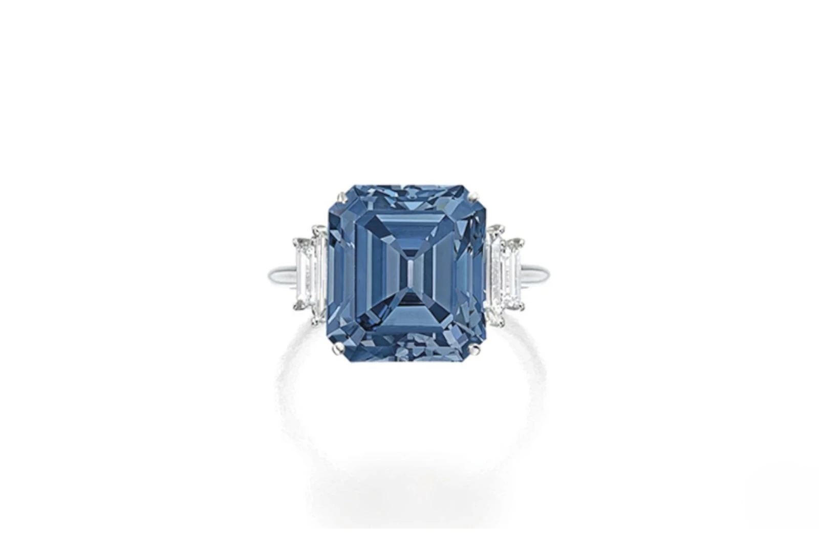 blue-moon-of-josephine-diamond-ring