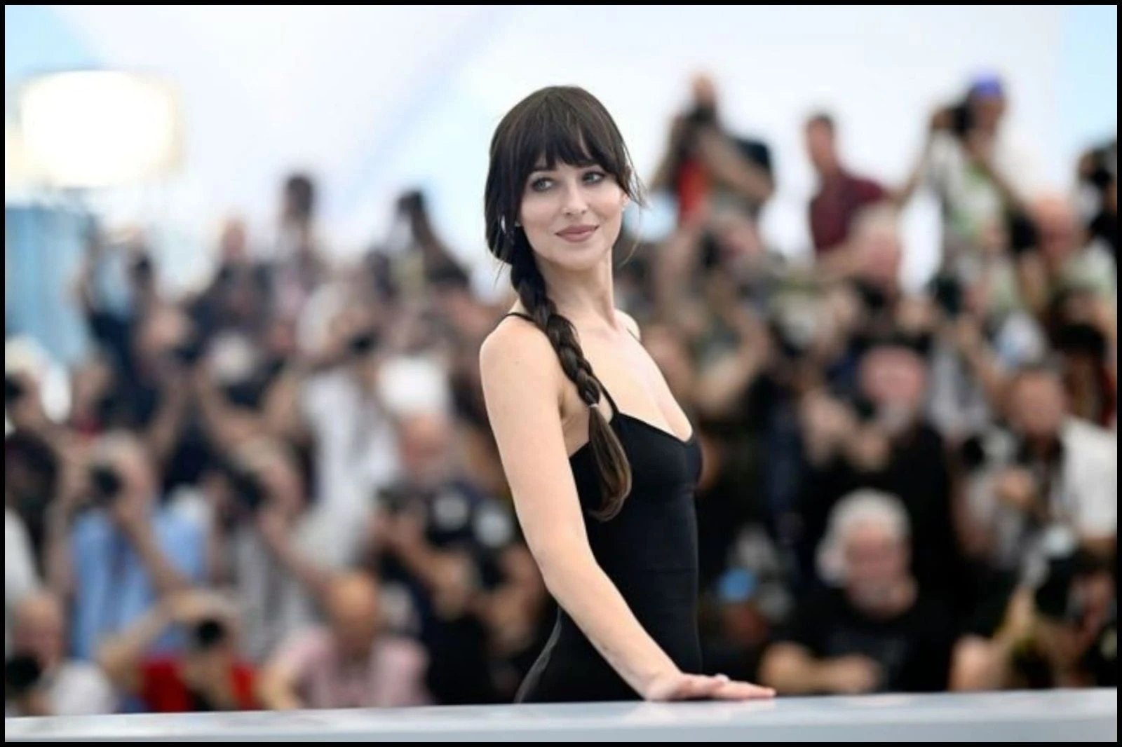 Dakota Johnson&rsquo;s Intro