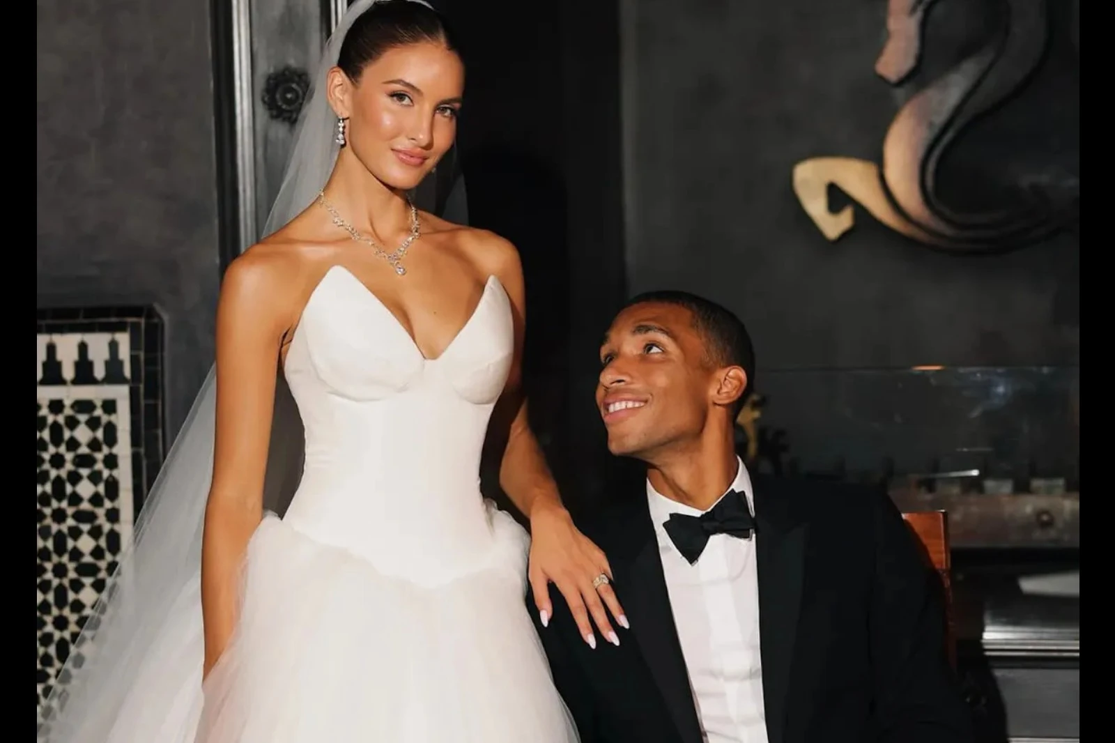 first-look-at-ninas-beautiful-wedding-ring