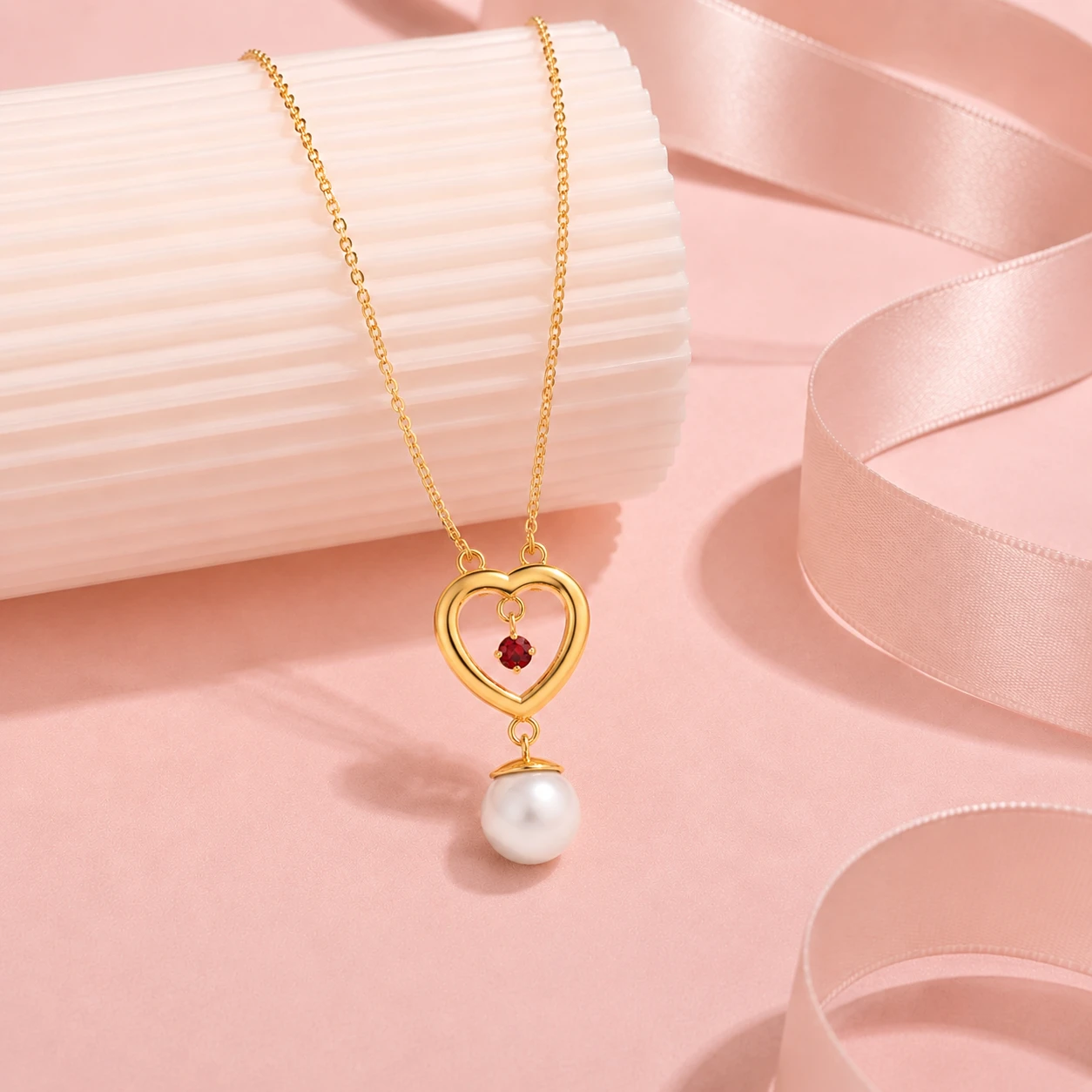 freshwater-pearl-and-garnet-heart-pendant