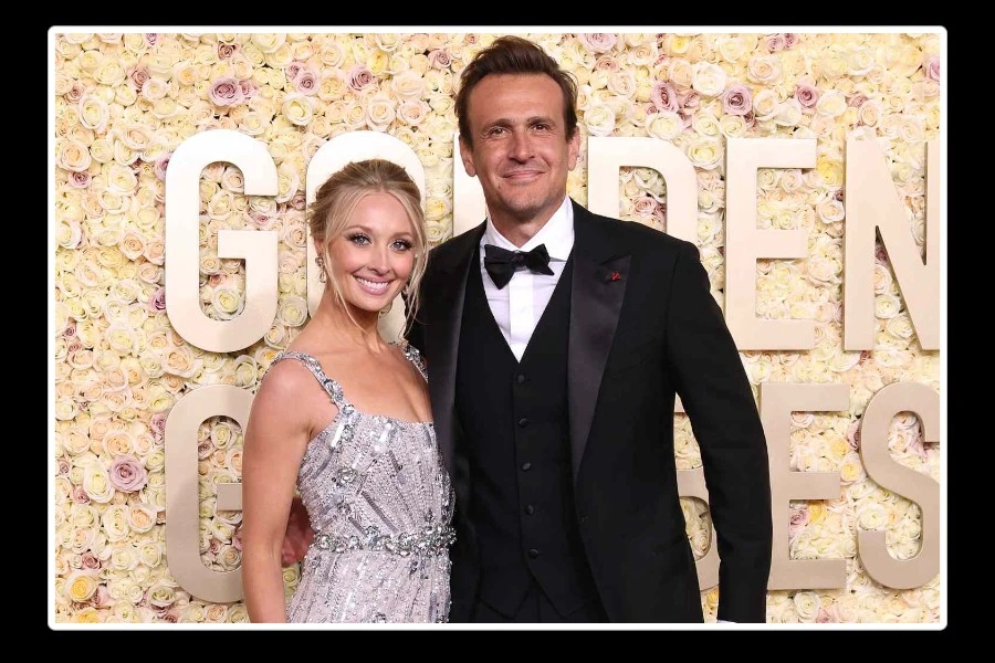 jason-segel-finance-kayla-radomski