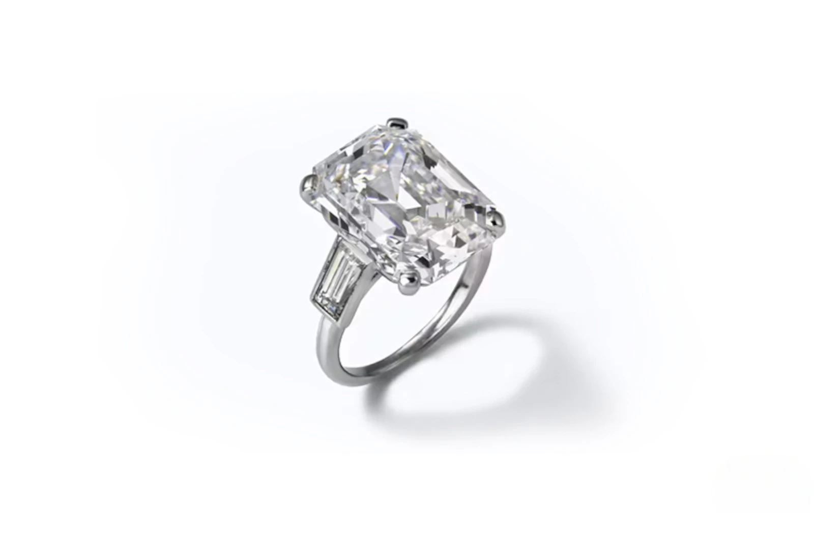 kelly-engagement-ring