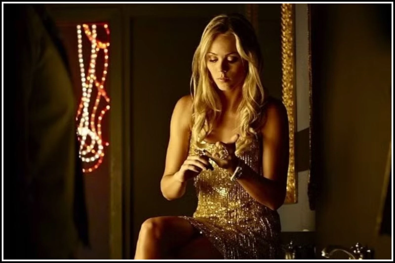 Introduction to Laura Vandervoort