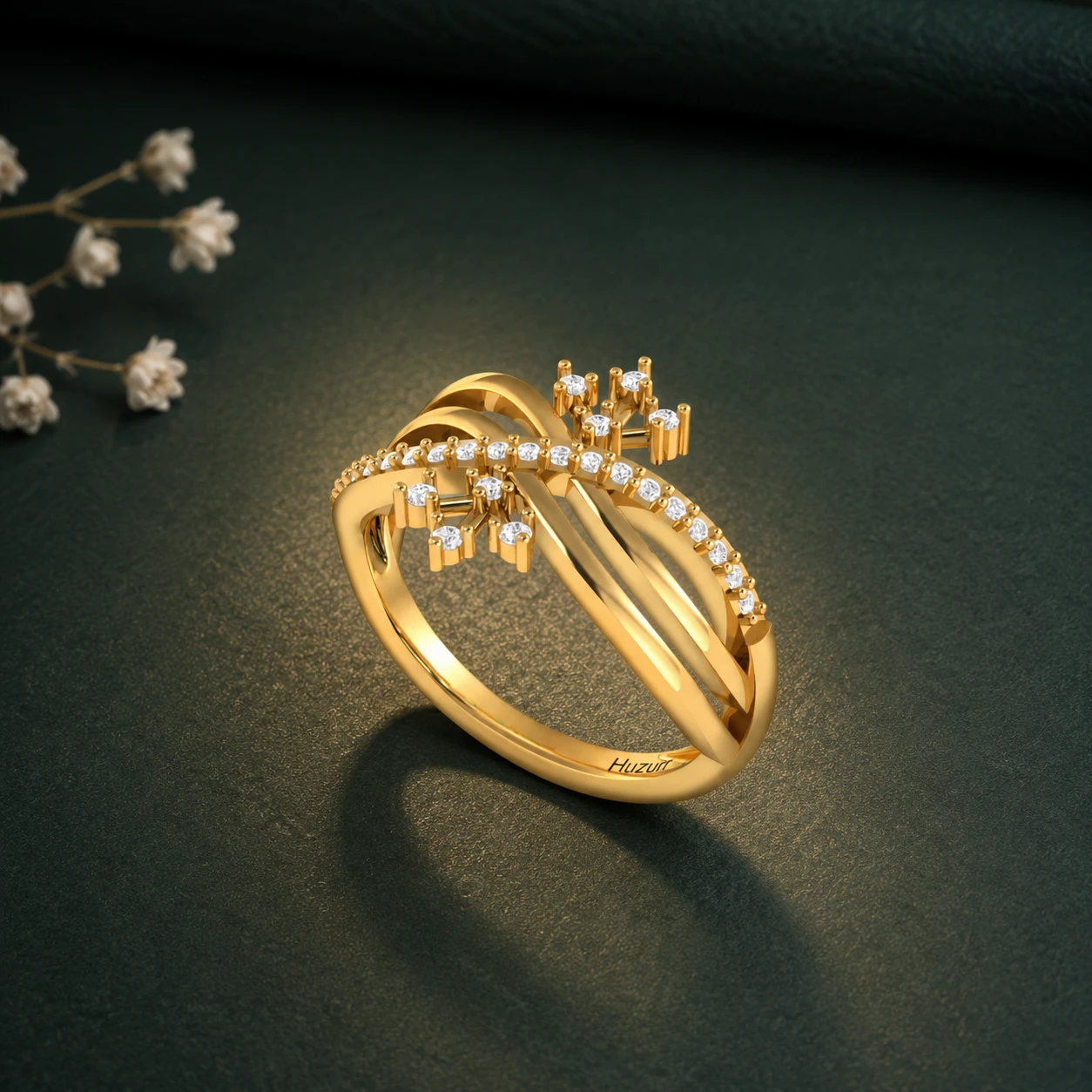 Queen Crown Diamond Ring in Gold-Plating