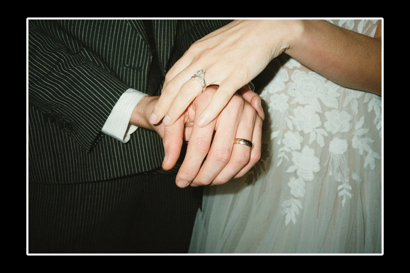 rainey-qualley-wedding-ring
