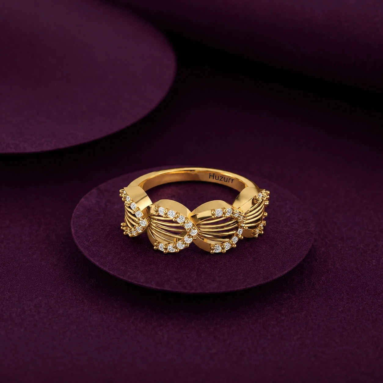 Sparkling Shimmering Feather Diamond Ring