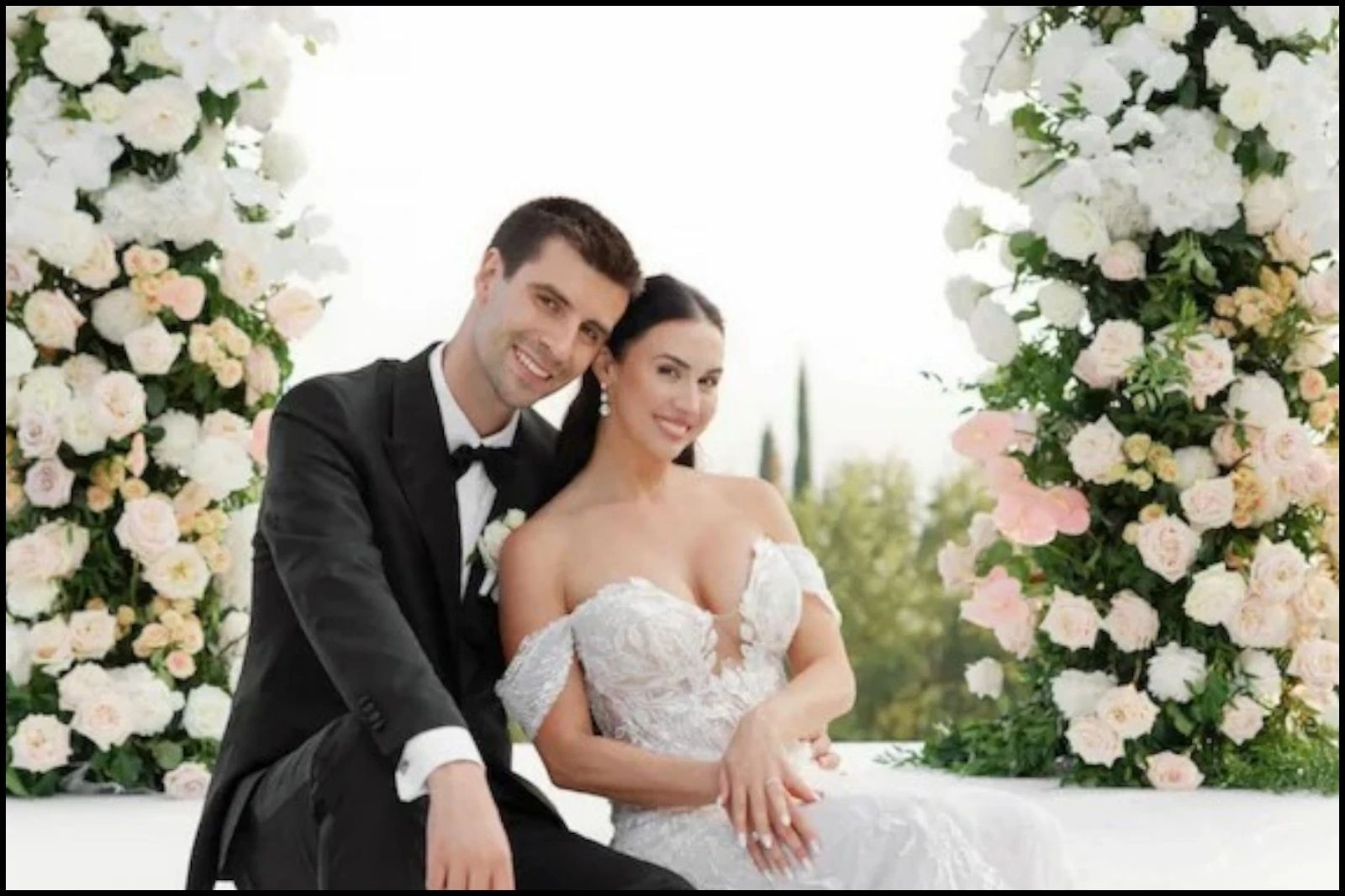tobias jones lauren gottlieb wedding